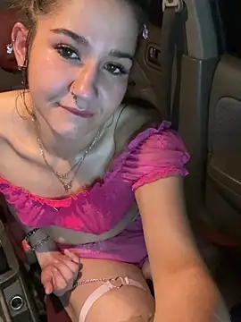 rubbyyy_rain's Webcam Show