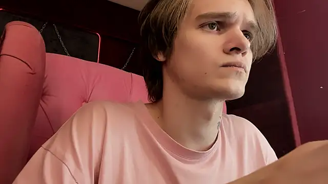 Stephen_Holt Live XXX-Chat