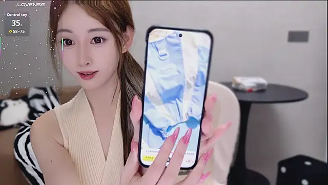 Lynne-1 网络视讯表演