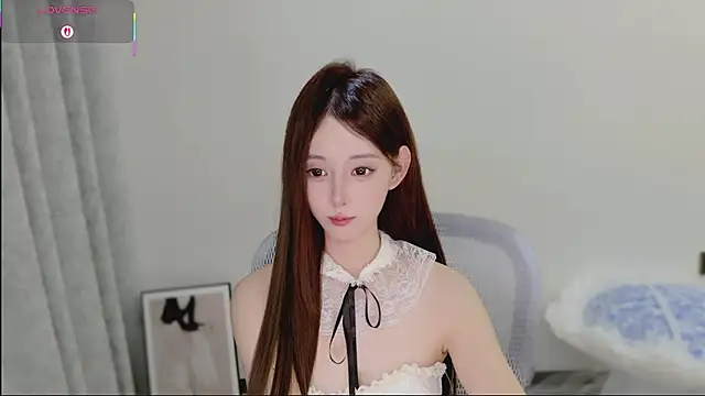 Lynne-1 – webcam-show