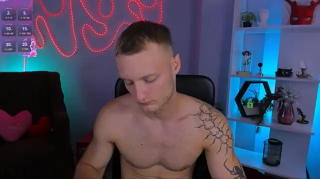 Show modela mike_crist na web-kameri