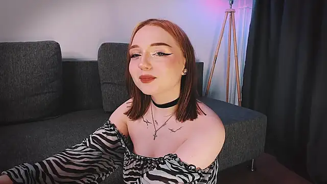 ElaraHex's Live XXX Chat