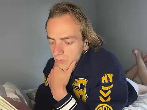 Вебкам-шоу yuppie_b