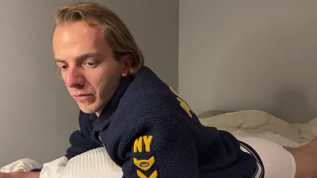yuppie_b webcam show