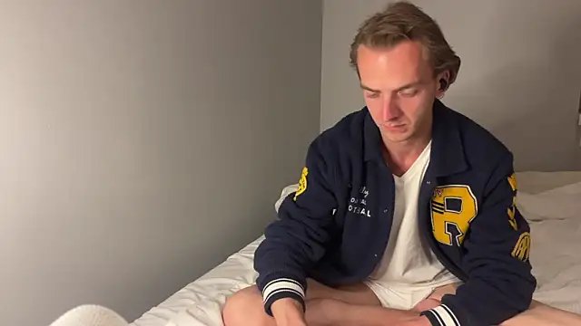 yuppie_b Webcam Show