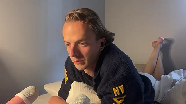 yuppie_b Webcamshow