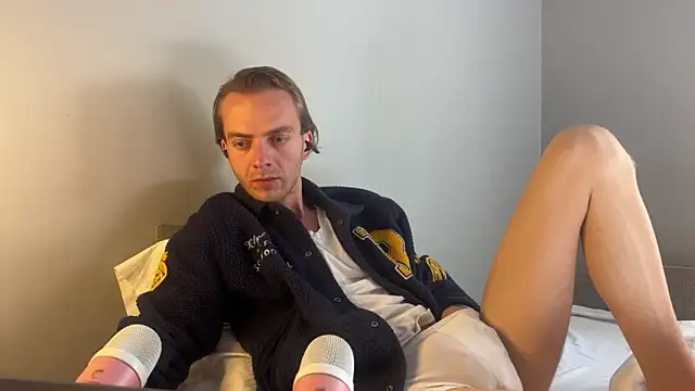 yuppie_b Webcam Show