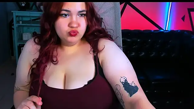 LeslieBlas Шоу с уебкамера