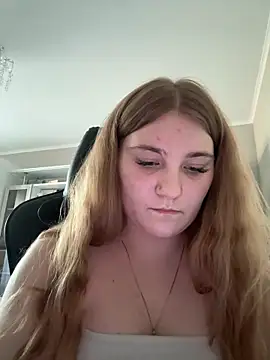 XXX chat uživo modela Flowers889