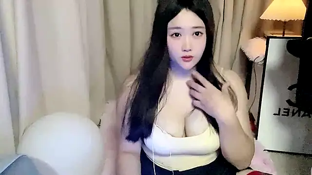 Luckysisi-s 网络视讯表演