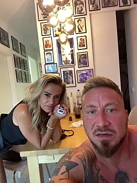 Webkamerová show HotHotPursuit1
