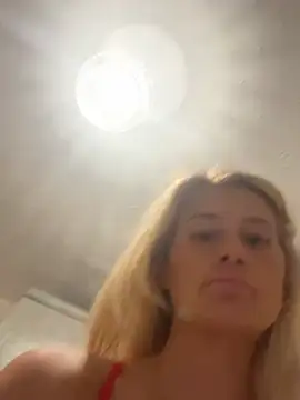 quirkyprincess Webcamshow