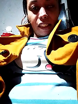 kikitavc Show in webcam