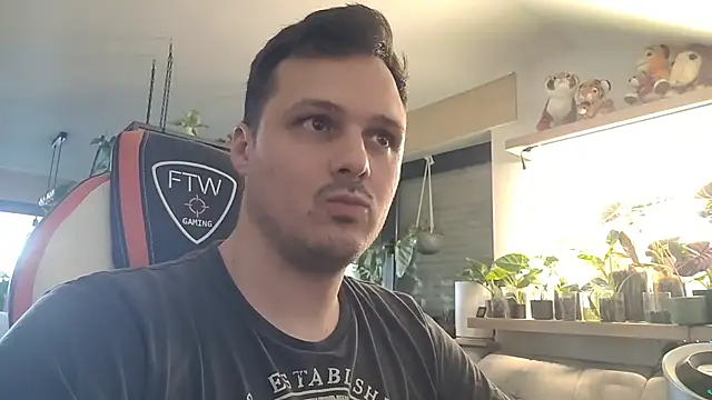 Pat_CumShow4Dad Adlı Modelin Web Kamerası Şovu