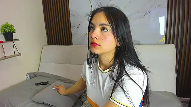 Zoe_Queens Chat XXX live