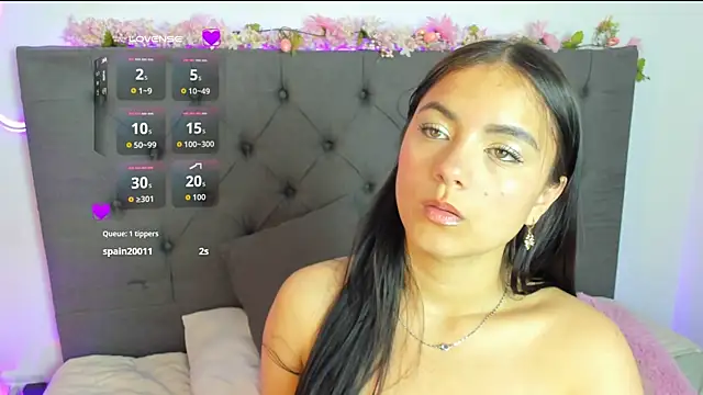 Chat XXX en directo de Sally__BX