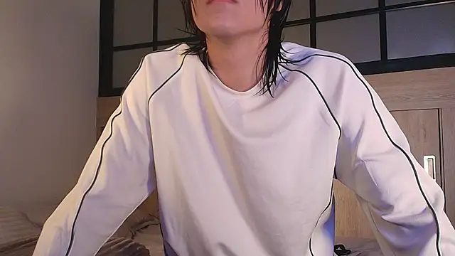 Daphne_and_Roger_ Show in webcam