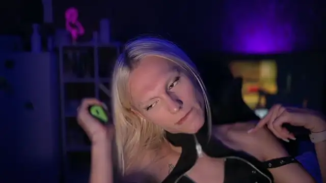 Webkamerová show sindLy