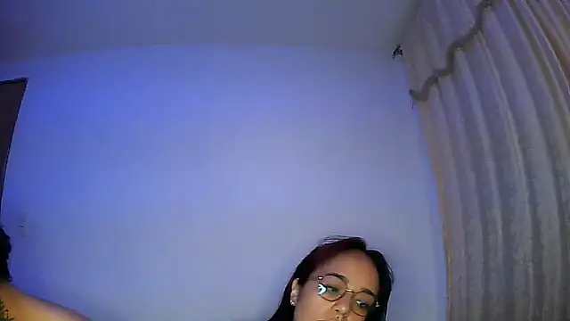 Show de Rrush_velvet na webcam