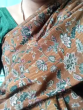 ShilpaSharma's Live XXX Chat
