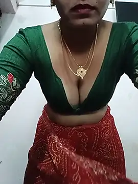 ShilpaSharma Adlı Modelin Canlı XXX Sohbeti