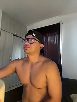 ENZODELEON Шоу с уебкамера