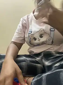 cute_girl_99's Live XXX Chat