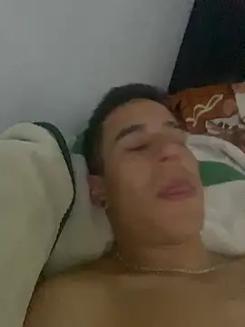 jhuan99: διαδικτυακό σόου στην κάμερα