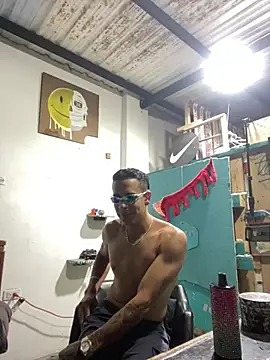 jhuan99 Webcamshow
