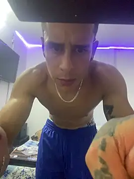 jhuan99 Webcam Show