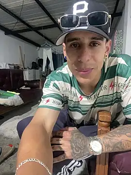 jhuan99 Pertunjukan Webcam