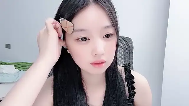 הופעת וובקאם של Yoyo33355