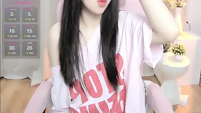 shynana Chat XXX in diretta