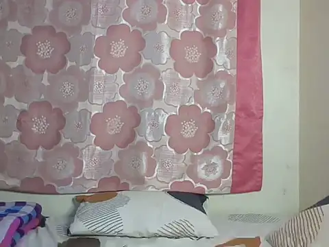 Živá chatovací místnost CUTE-MESSY