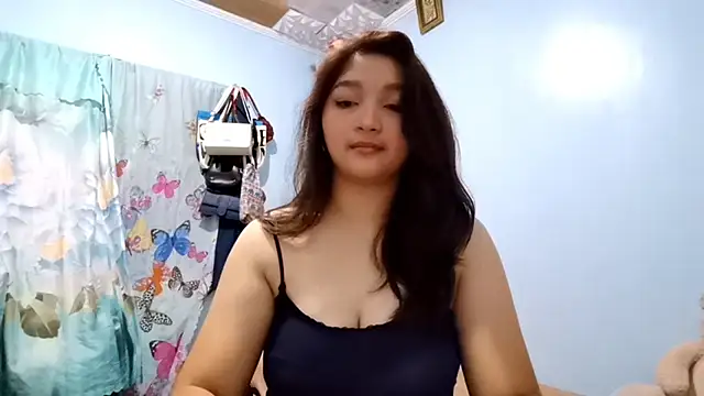 Živá chatovací místnost AlluringBabe