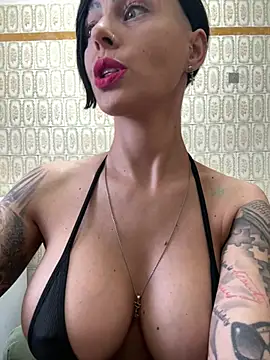 Show modela 1HelenRose na web-kameri