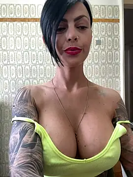 Show modela 1HelenRose na web-kameri