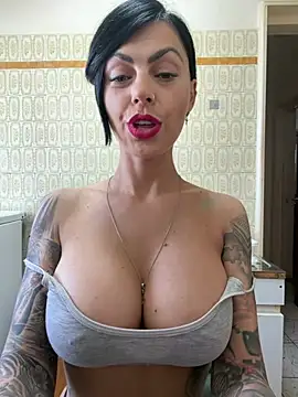 1HelenRose Show in webcam