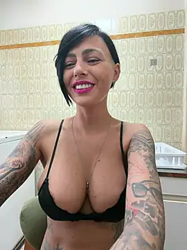 1HelenRosen Webbikameraesitys