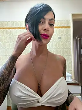 1HelenRose Adlı Modelin Canlı XXX Sohbeti