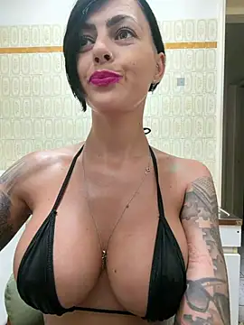Show modela 1HelenRose na web-kameri