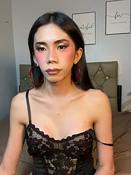 CassandraLovven Webbikameraesitys