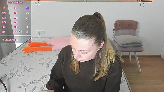 XXX chat uživo modela Kitkatvel