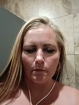 Luciouslesha's Webcam Show