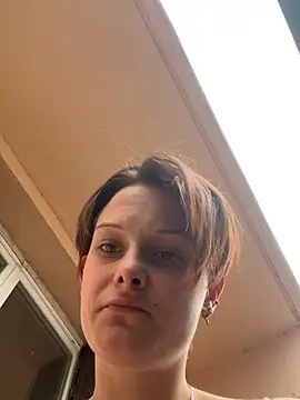 Quenn667 webkamerás műsora
