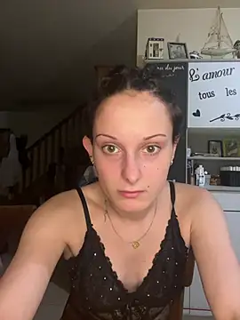 Quenn667's Live XXX Chat