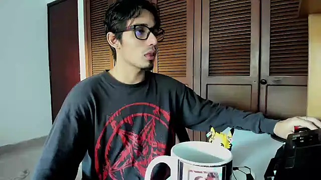 SrIncognito666 – webcam-show
