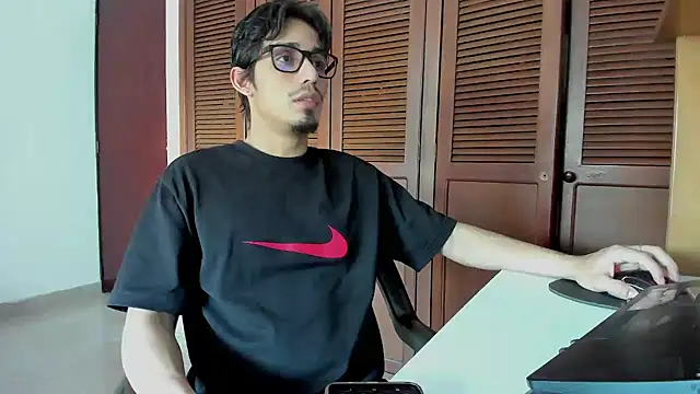 SrIncognito666 webcam show