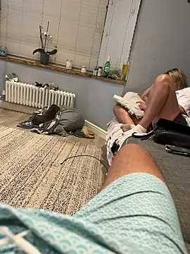 elizabethenglishrosey Show Webcam