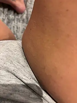 elizabethenglishrosey's Webcam Show